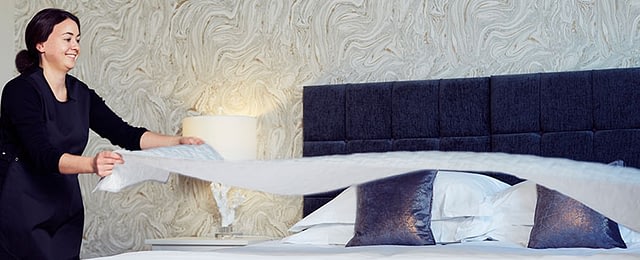 Hotel Bedding