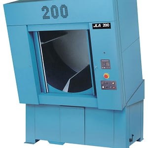 JLA D200